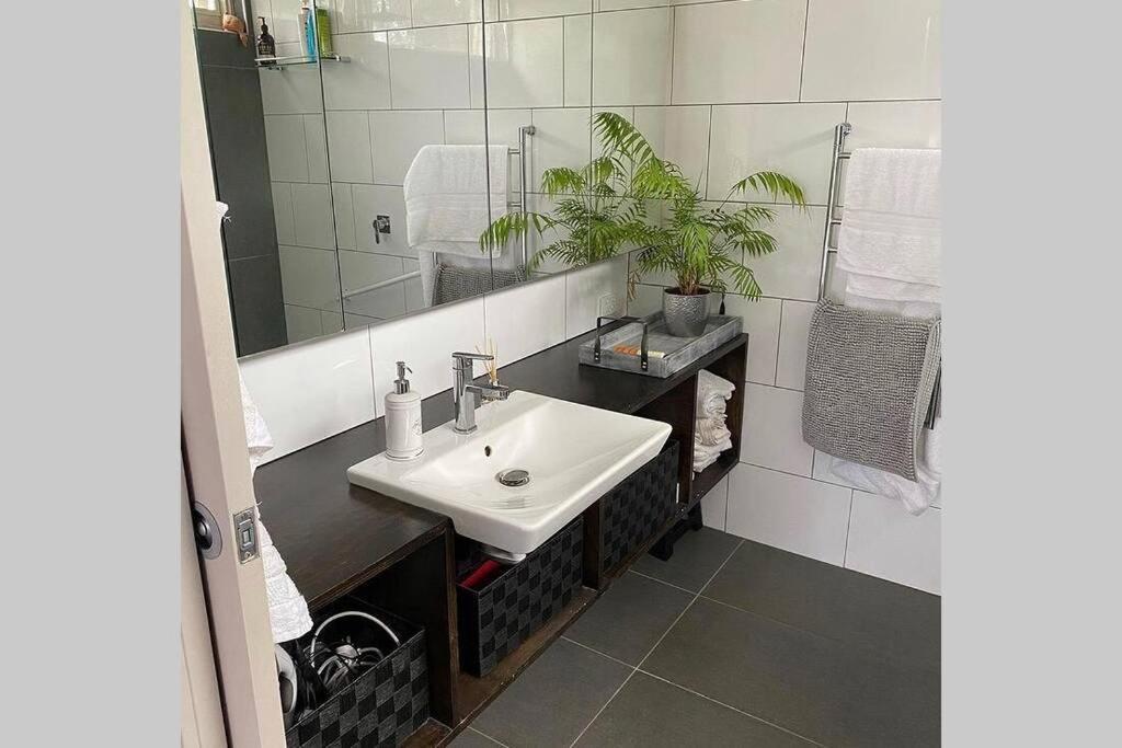 L'École Private Studio-Apartment by My Lodgingfy Moorabbin Extérieur photo